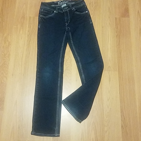 Girl's Levi Jean's - Picture 1 of 6